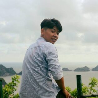 Home 5 Tung Pham - Founder of Cat Ba Local