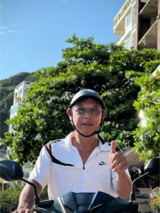 Home 6 Mr Quang - Cultural Expert at Cat Ba Local