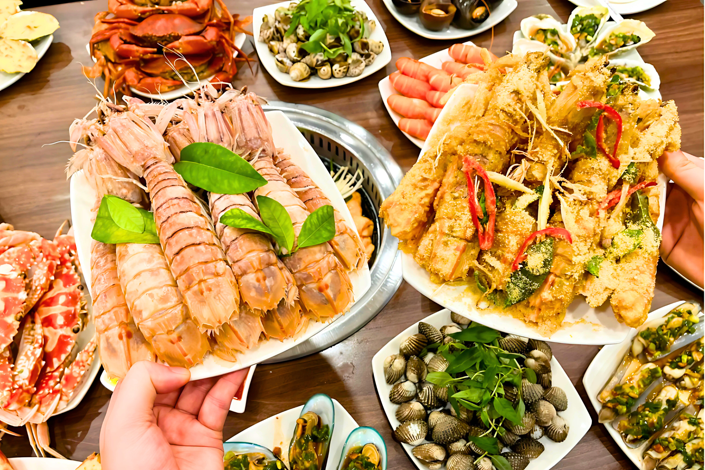 Cat Ba SeaFood - The Best Seafood in Vietnam