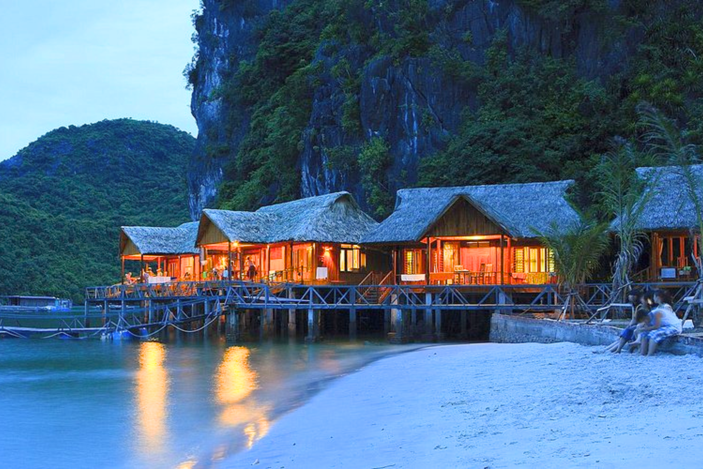 Cat Ba Sandy Beach Resort
