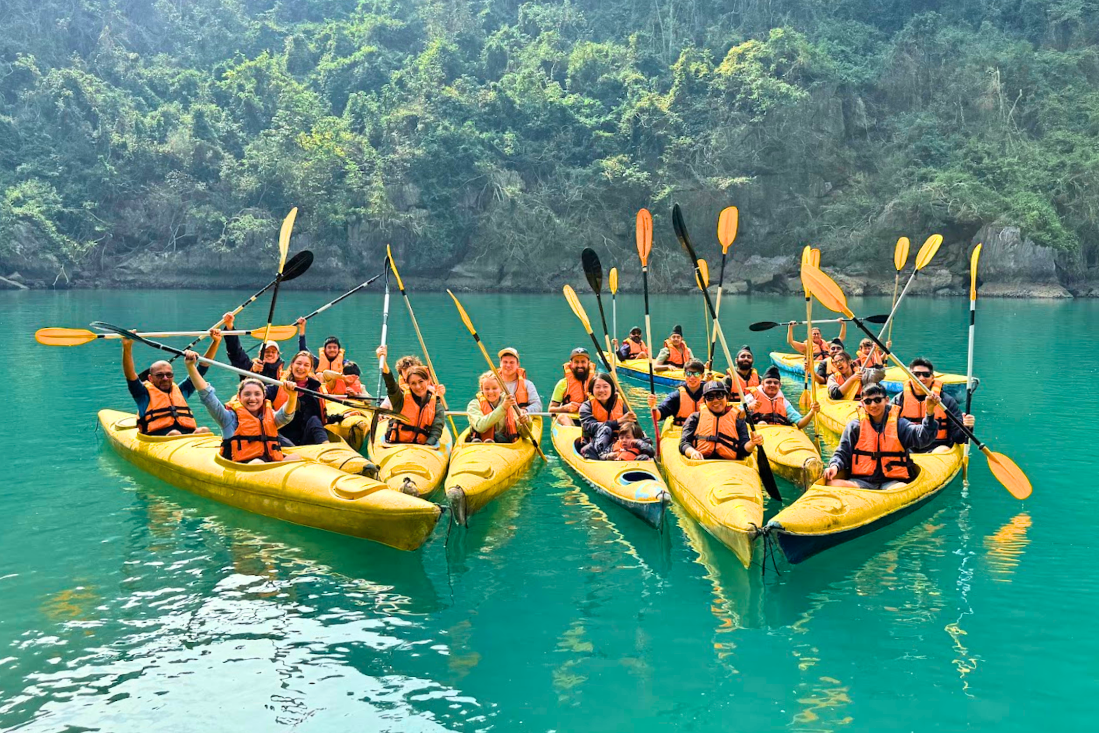 Immersing in the Manificient View of Cat Ba